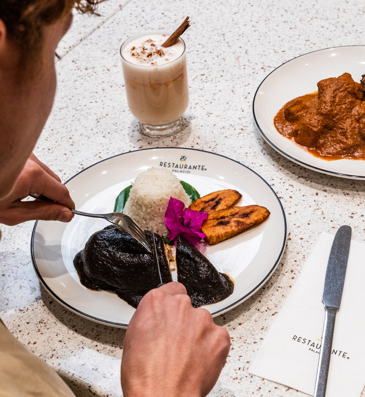 Sabores de Oaxaca: Llega El Festival de Mole a El Restaurante Palacio