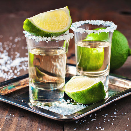 Tequila y mezcal. Los mejores sinónimos de celebración en México. Celebra las fiestas patrias conociendo más sobre dos de las bebidas preferidas de los mexicanos.